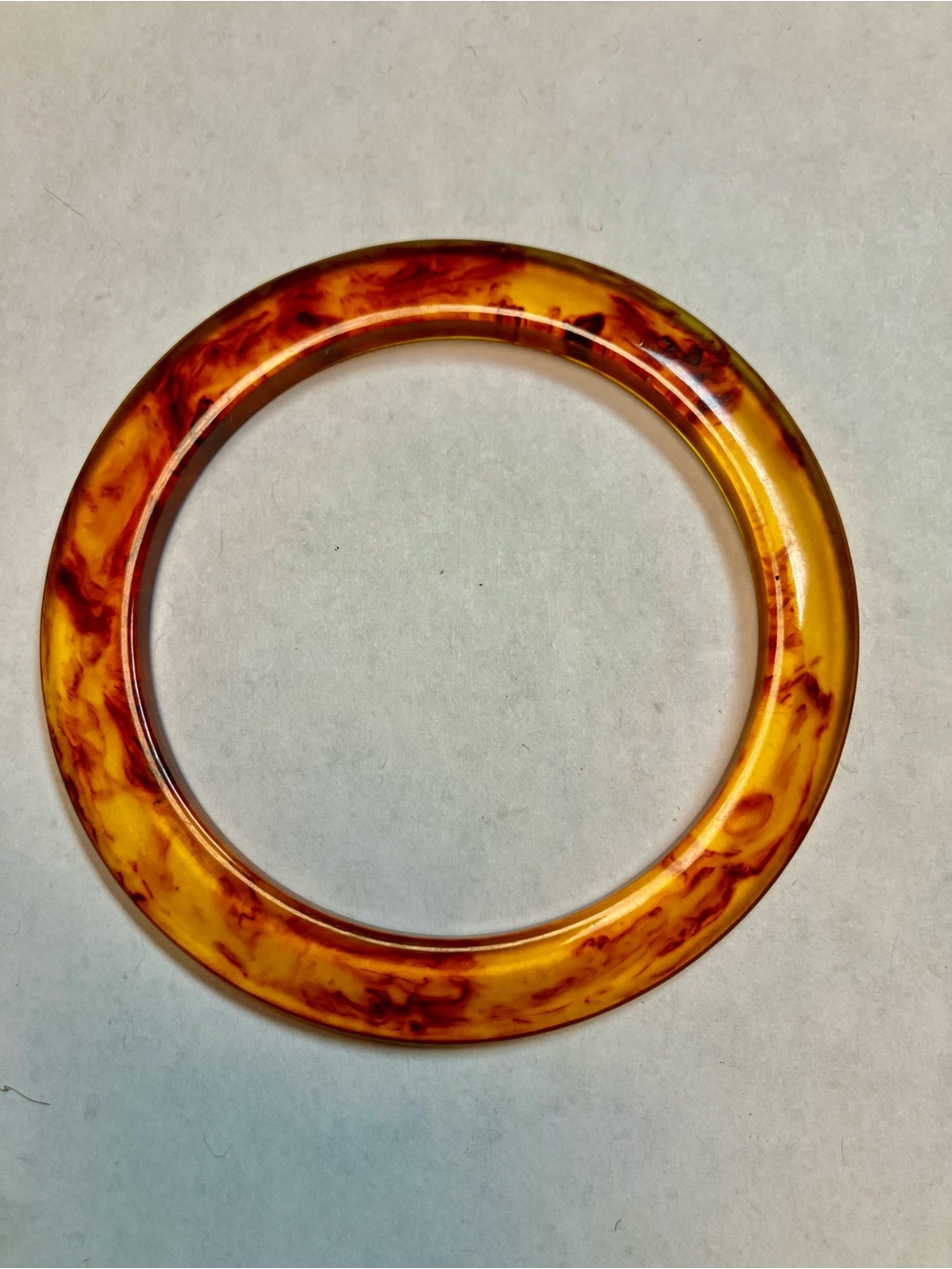 Bakelite Marbled Resin Bangle Bracelet (tested with Simichrome)
